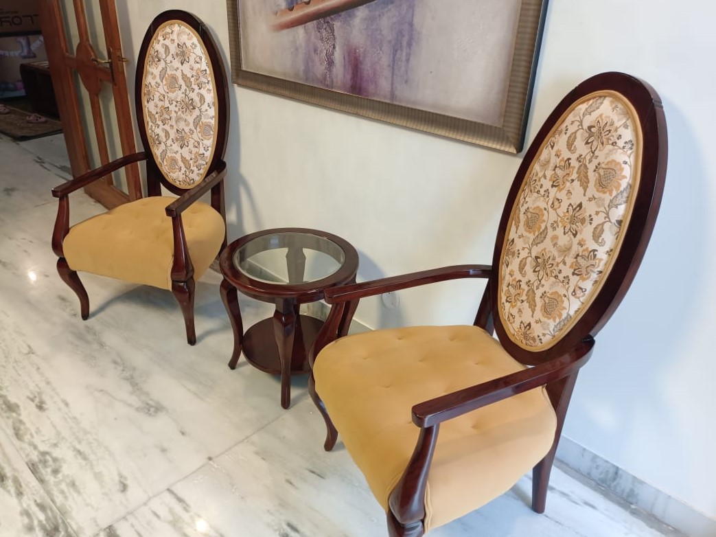 custom chairs in Zirakpur
